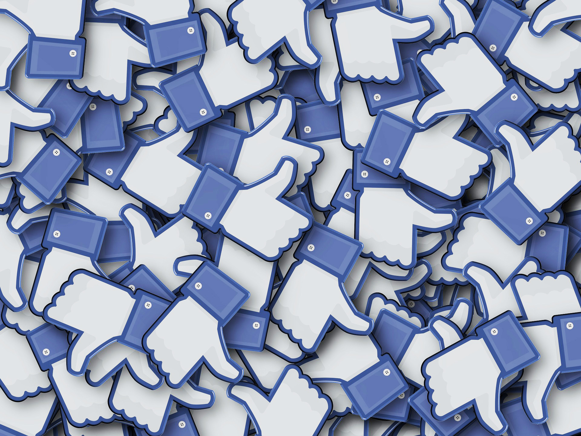מנהל הפייסבוק – FaceBot